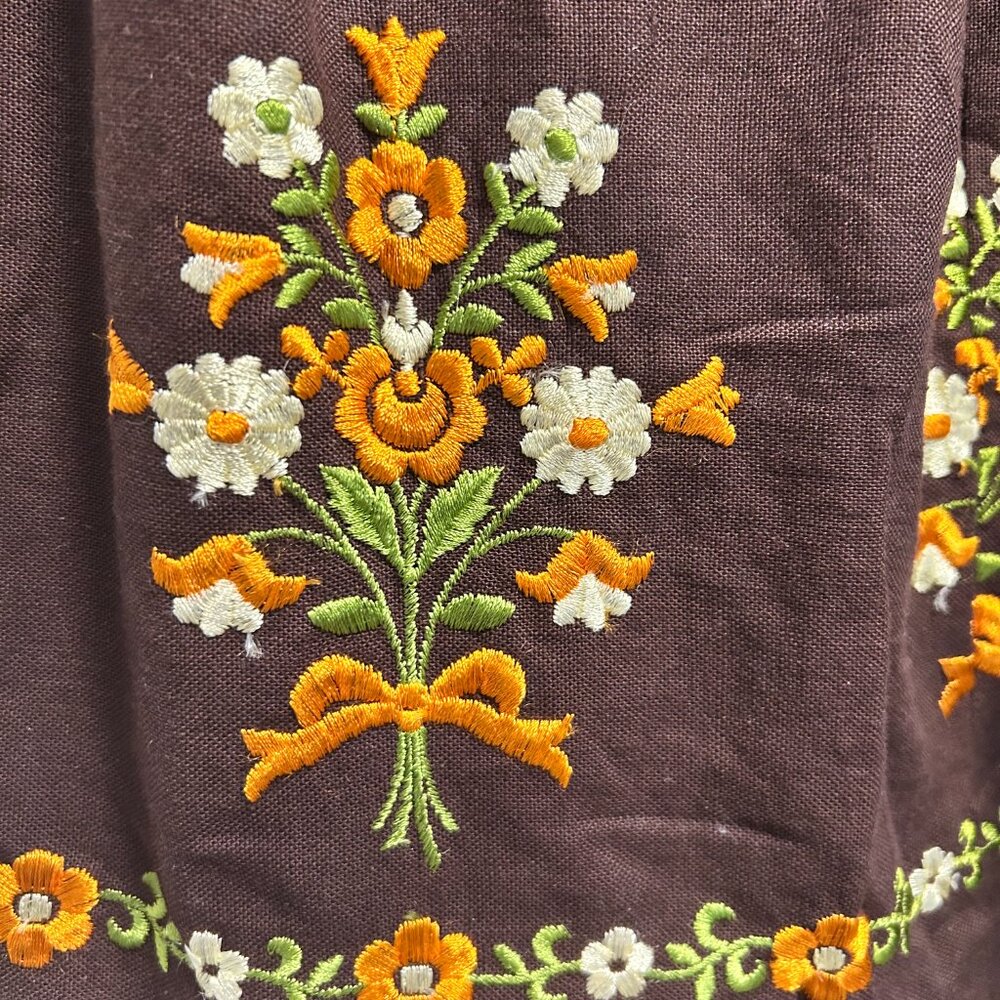 Dirndl - Picture 2 of 6